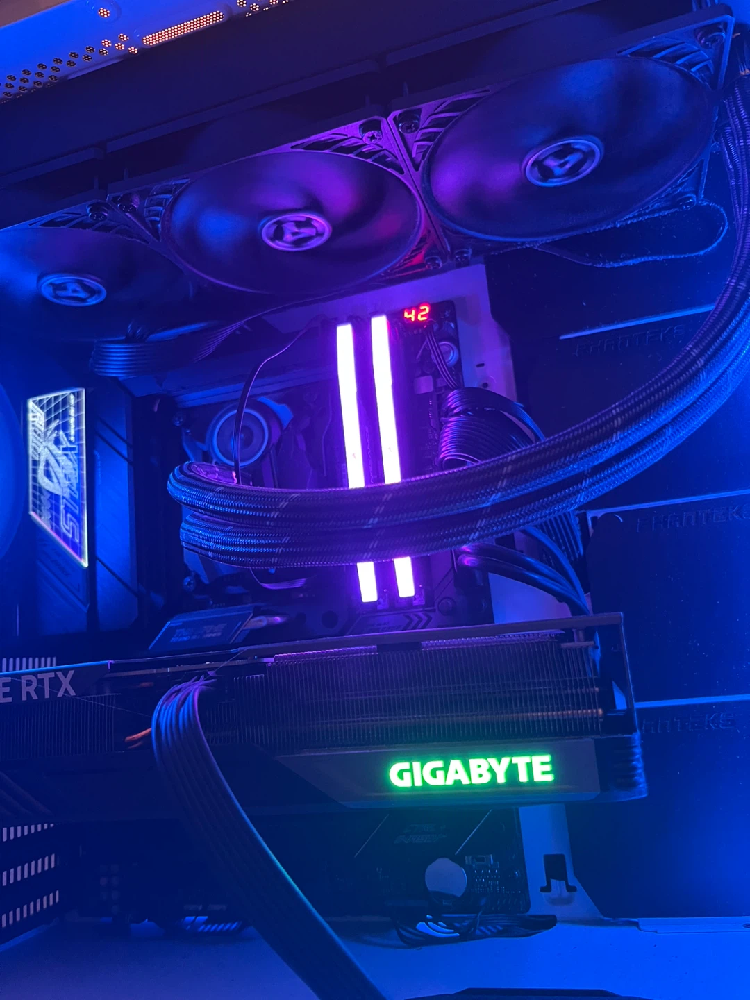 PC for sale - powerhouse for 3D rendering, Gaming and AI - photo 4