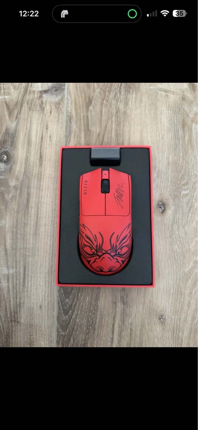 Razer Viper V3 Pro Faker Edition Gaming Mouse - photo 2