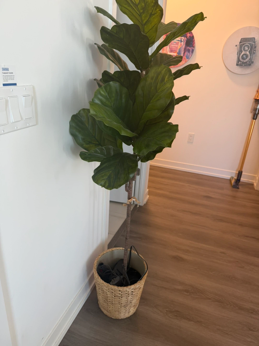 Fiddle Leaf Fig Faux Plant in Basket - photo 2