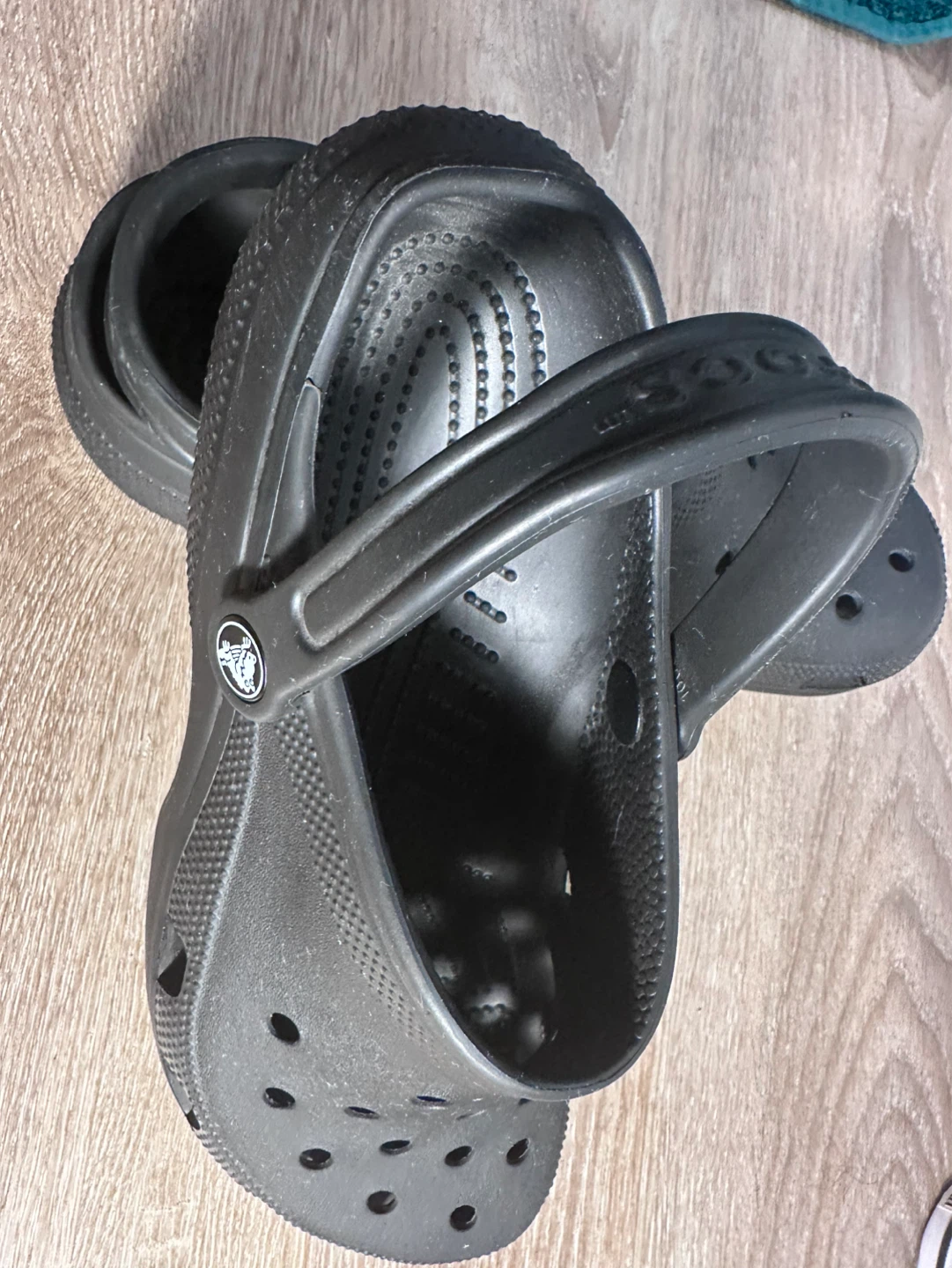 Black Crocs Size 10 M - photo 3
