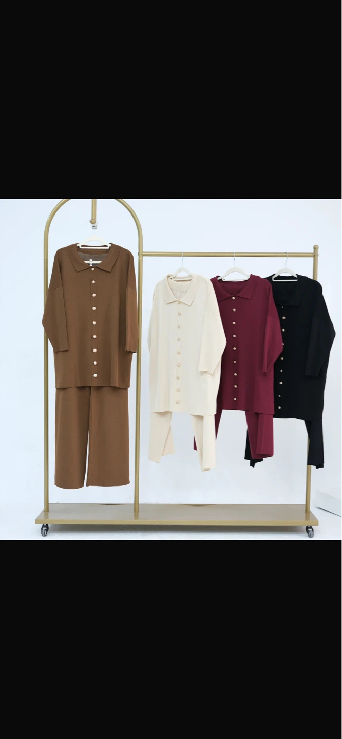 Women's Knit Lounge Set