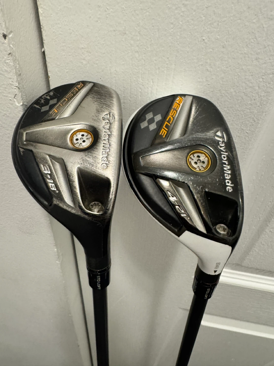 TaylorMade Rescue Hybrids with Headcovers - photo 3