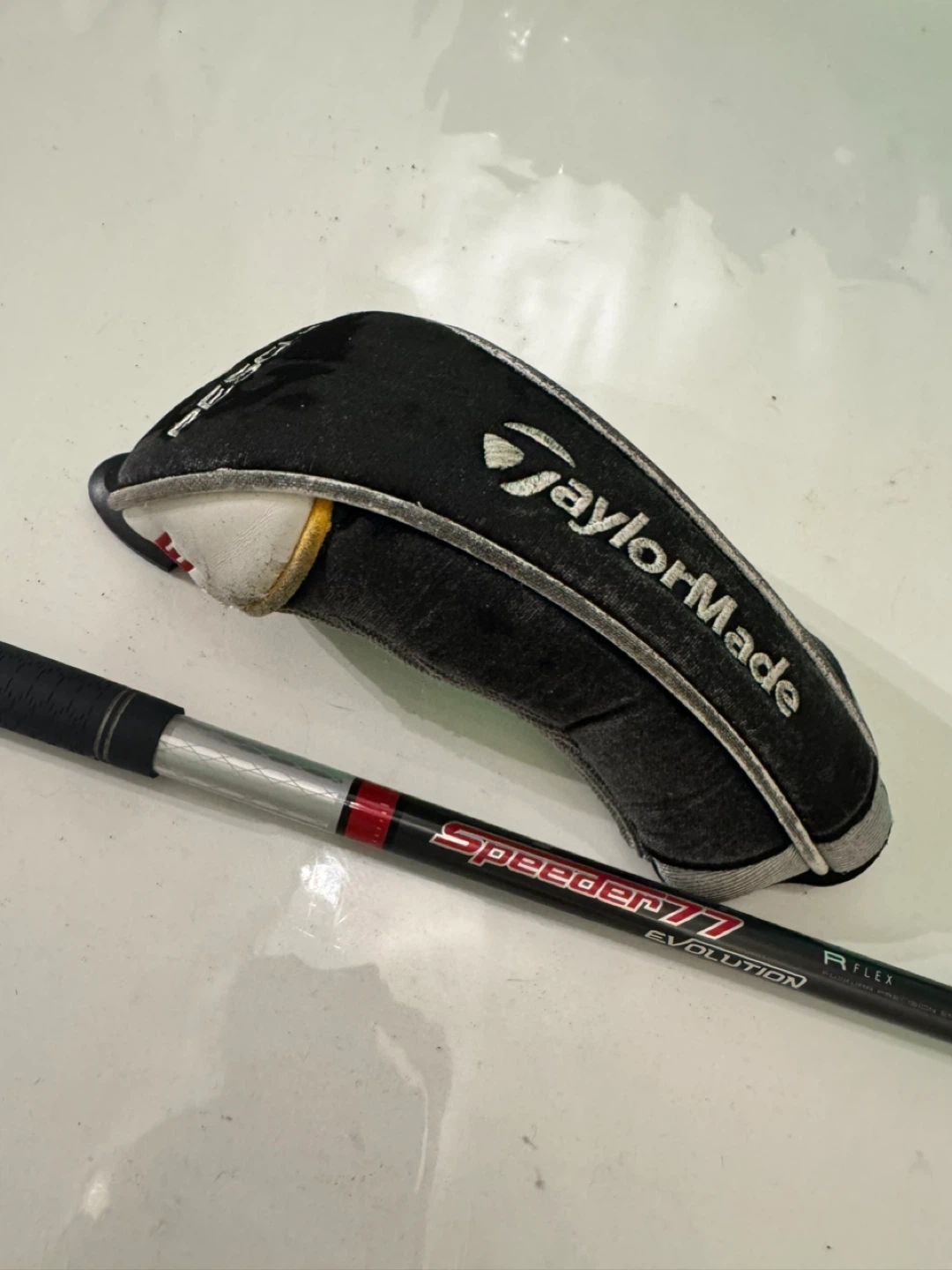 TaylorMade R15 3 Hybrid with headcover - photo 2