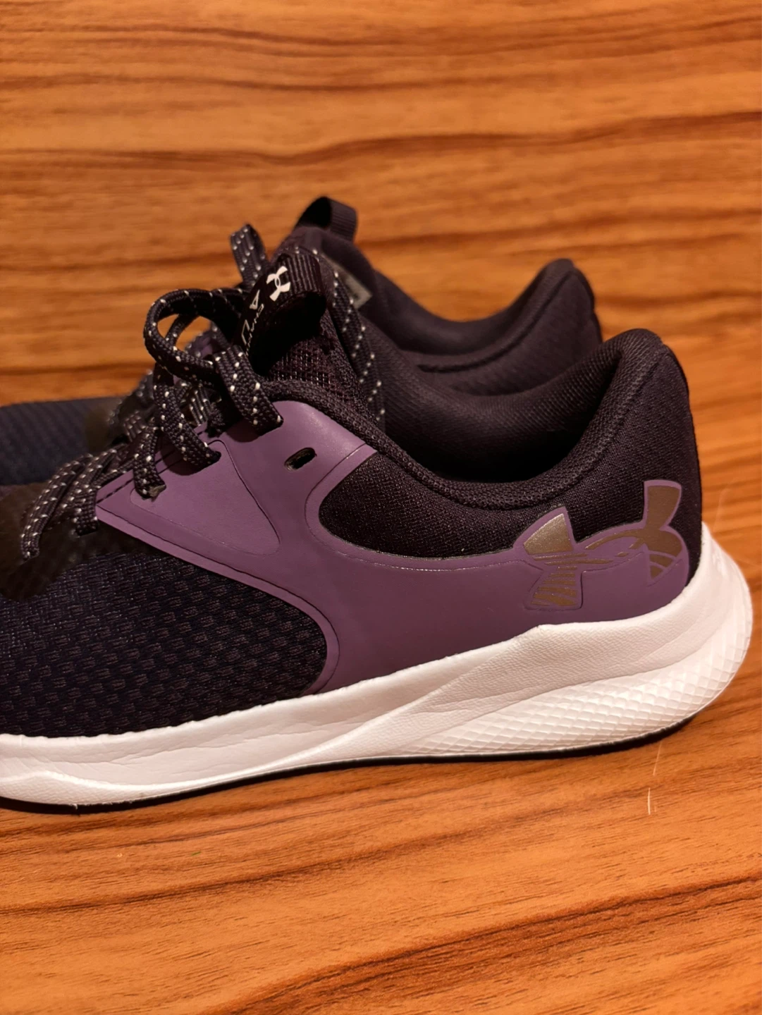 Women’s Under Armour Charged Auror Training Shoes US 6 - photo 3
