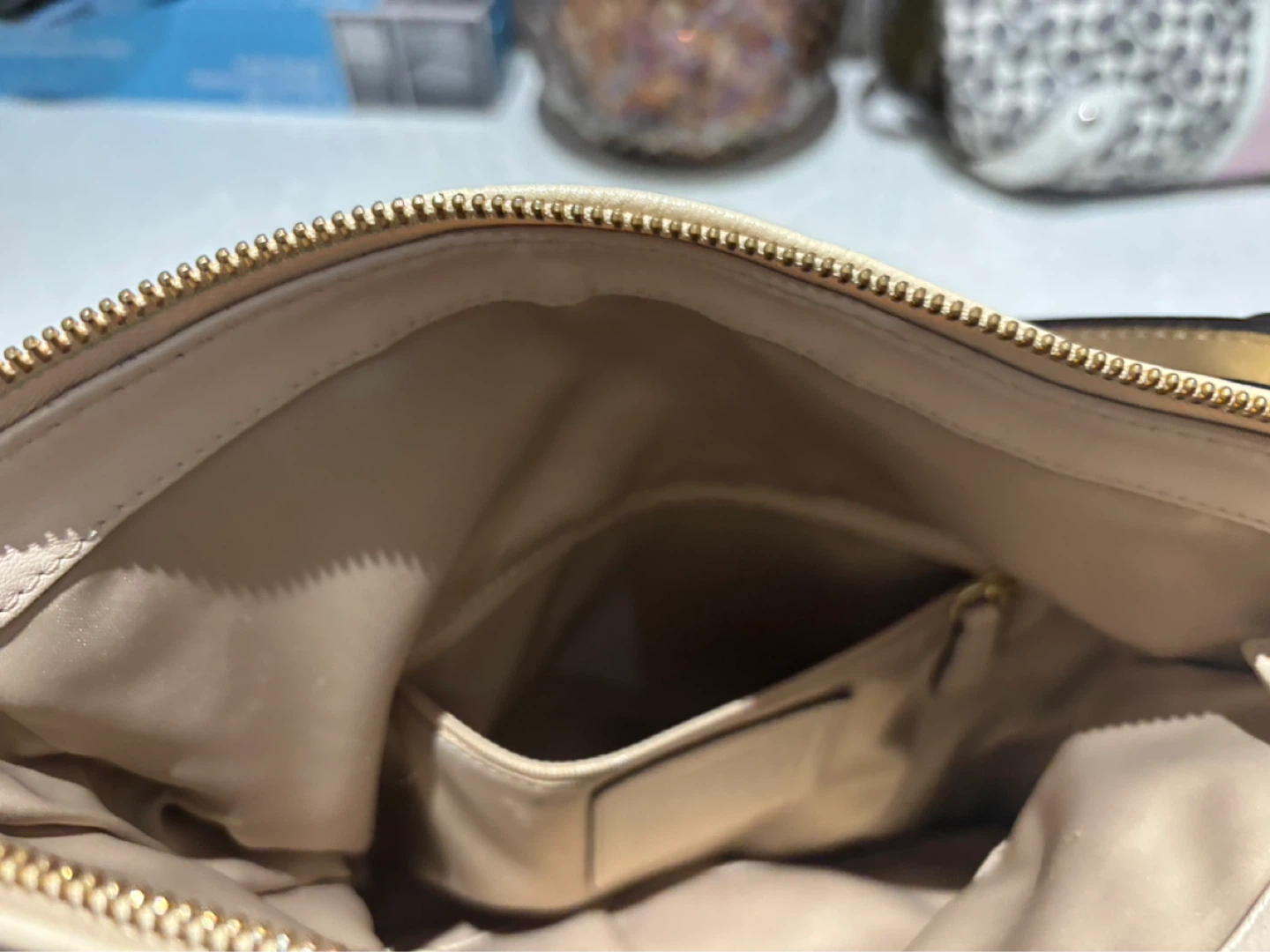 Coach Cream Leather Crossbody Bag - photo 4