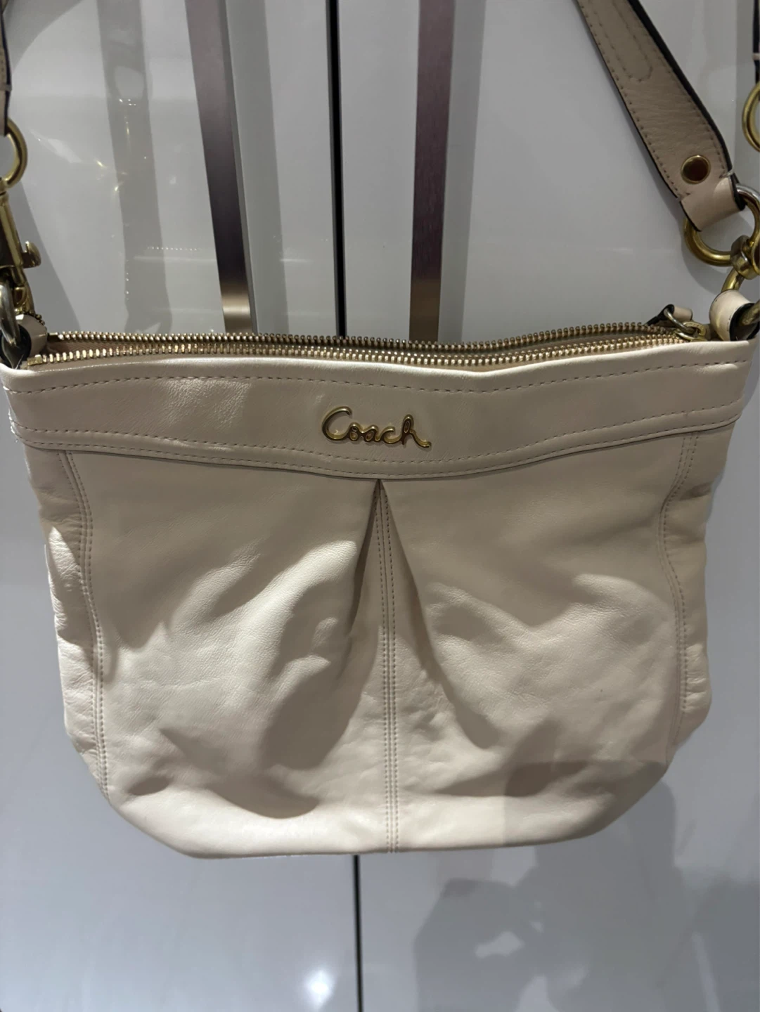 Coach Cream Leather Crossbody Bag - photo 3