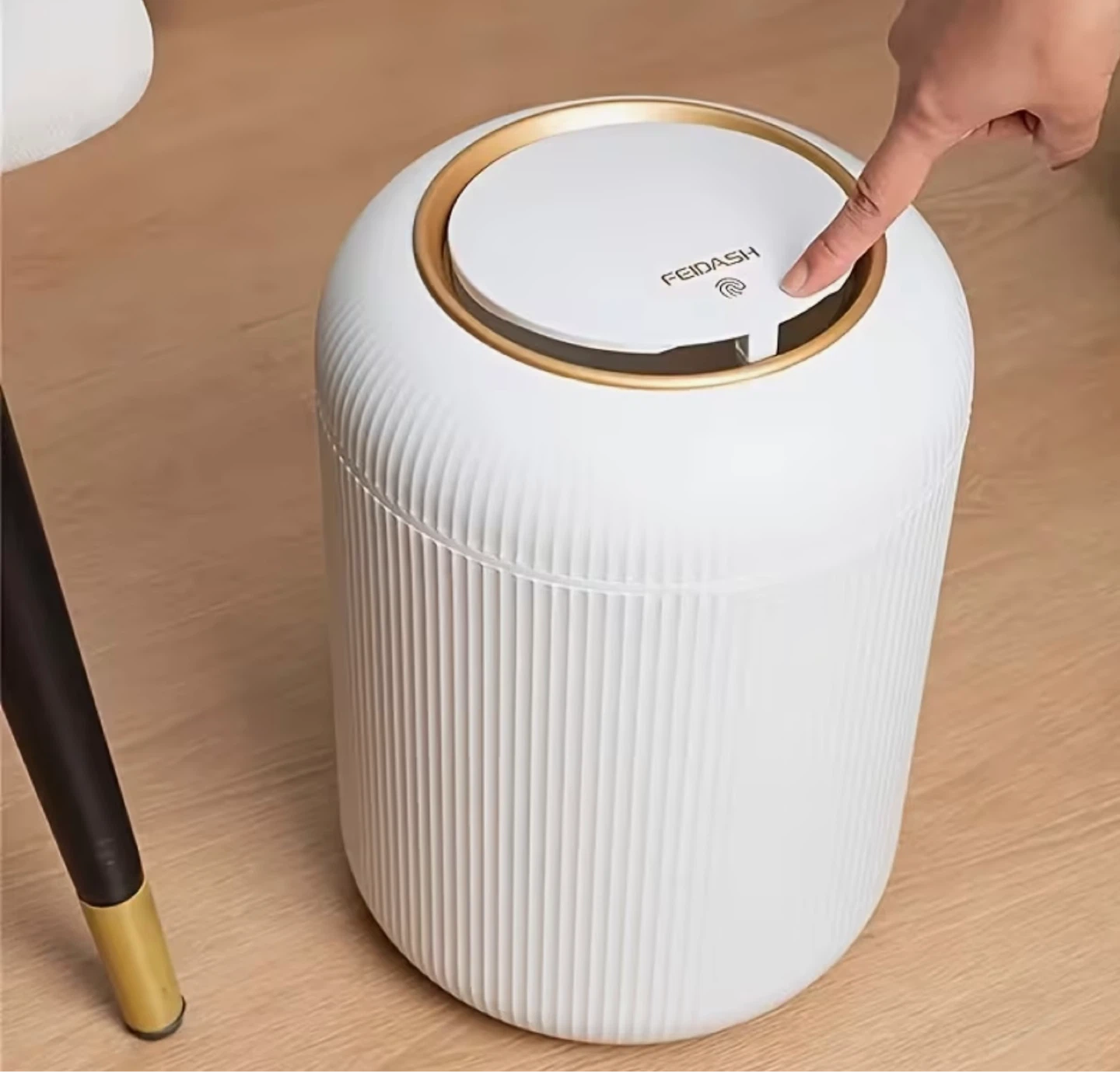 FEIDASH White Trash Can with Gold Trim