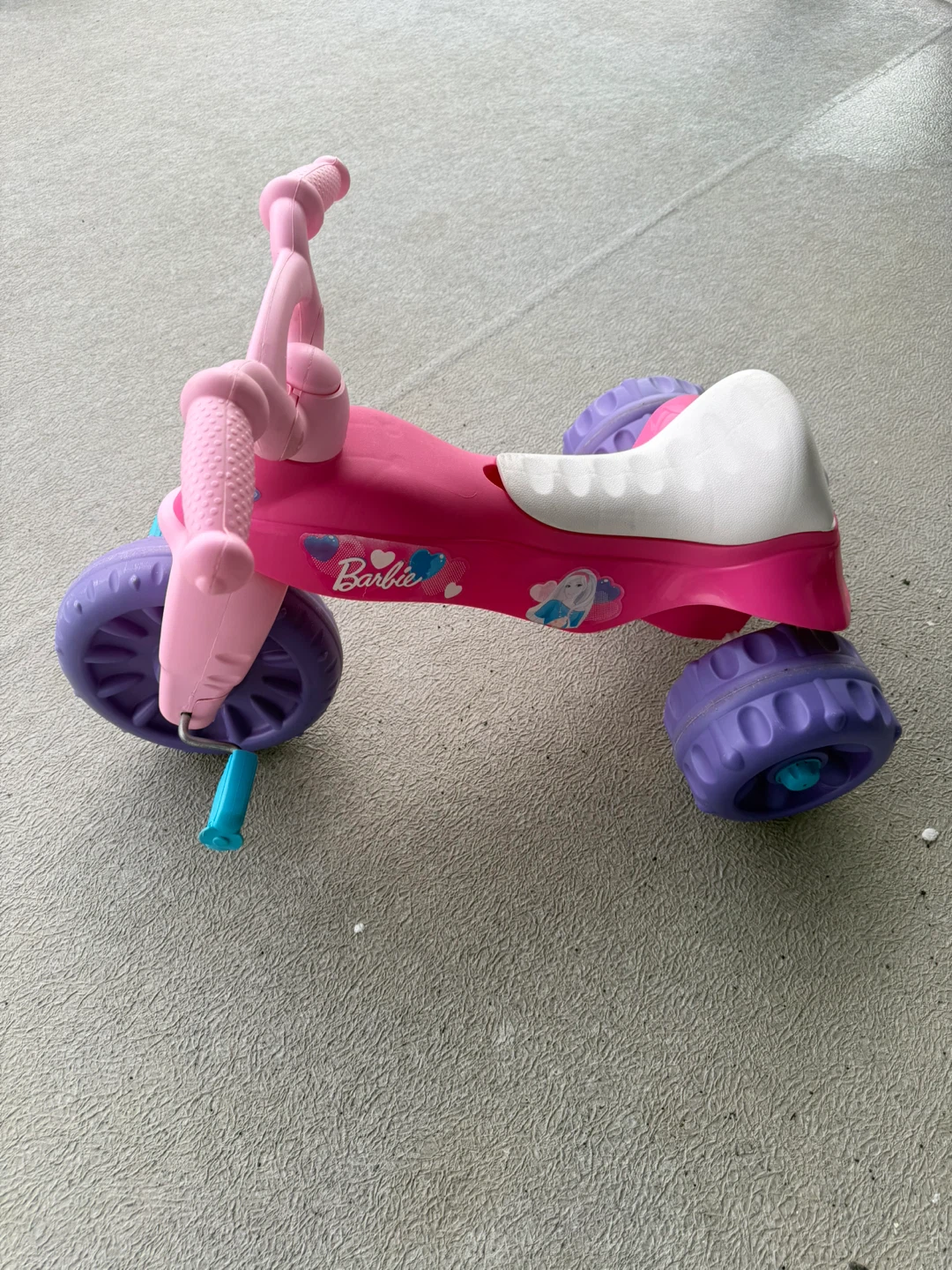 Barbie Pink Tricycle for Toddlers - photo 2