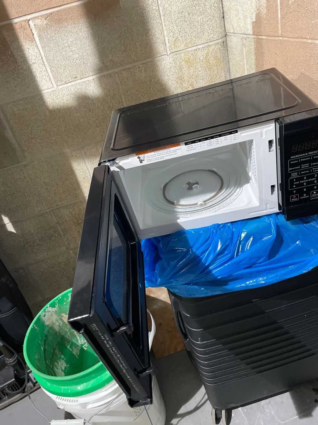Kenmore Microwave - photo 4