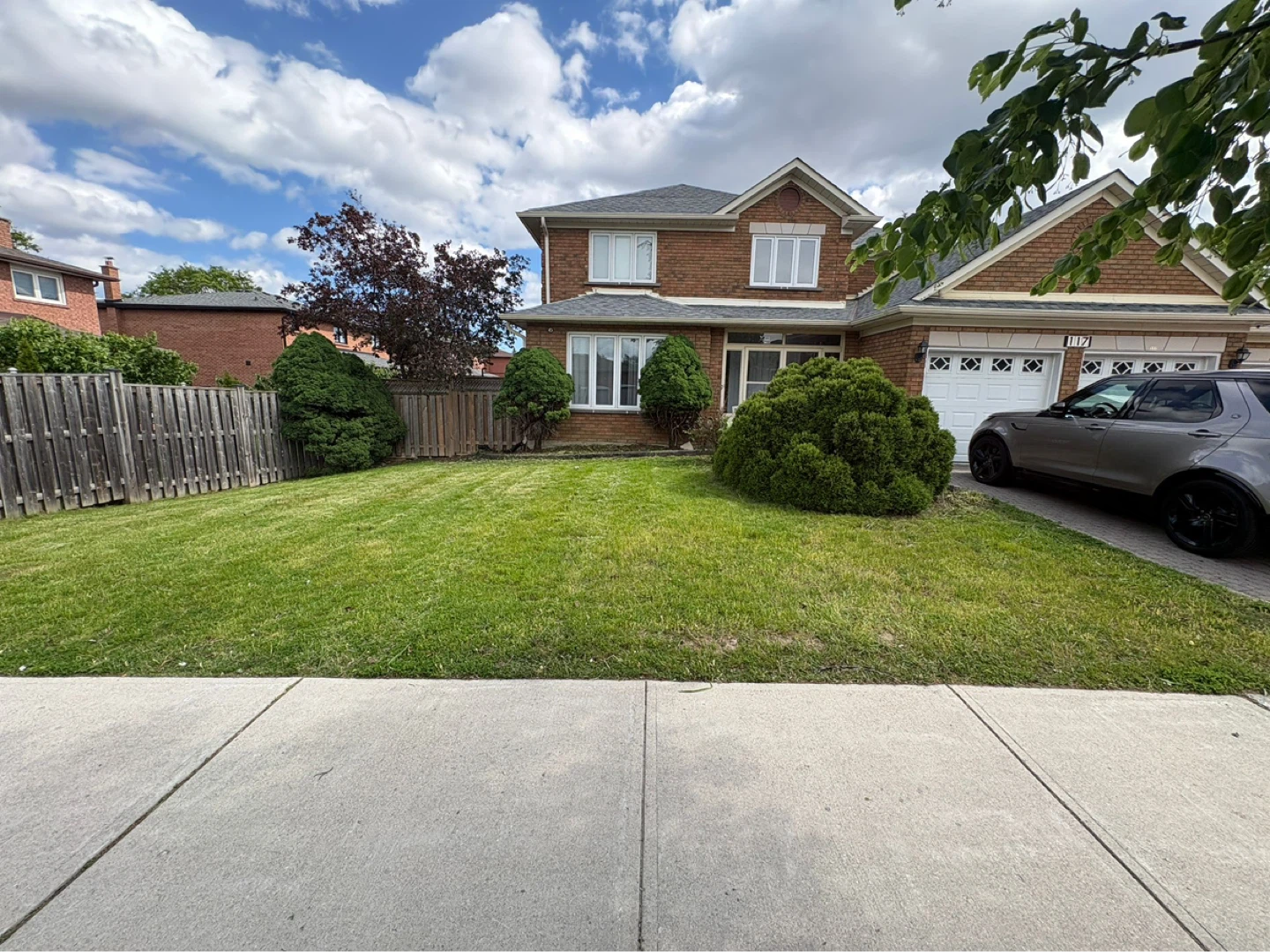 Grass Cutting and trimming Service
