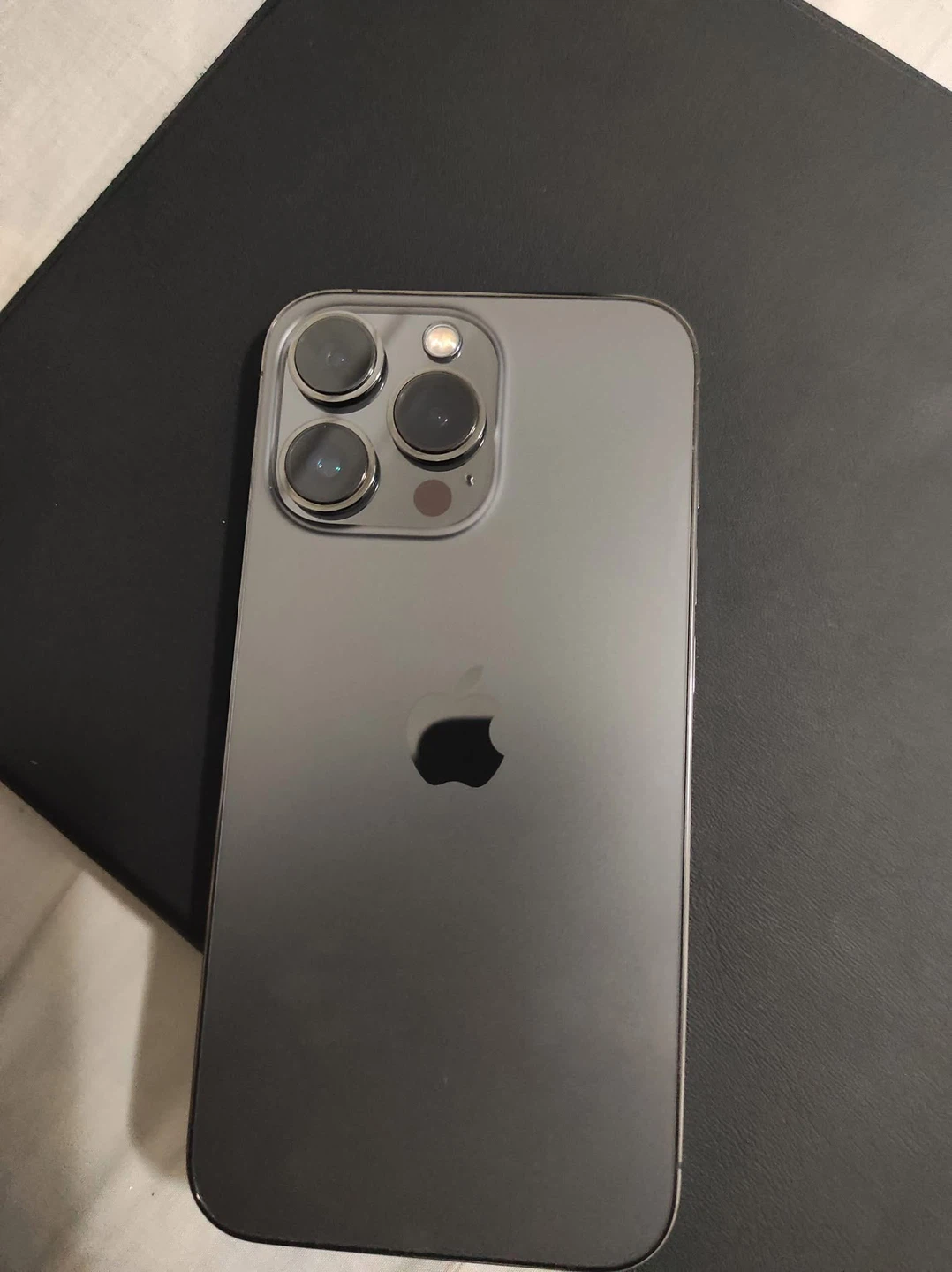 Apple iPhone 13 Pro