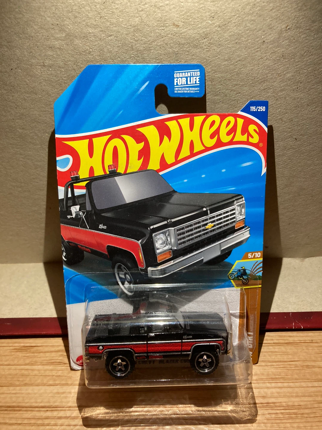 Hot Wheels / 75 Chevy Blazer Custom / Black