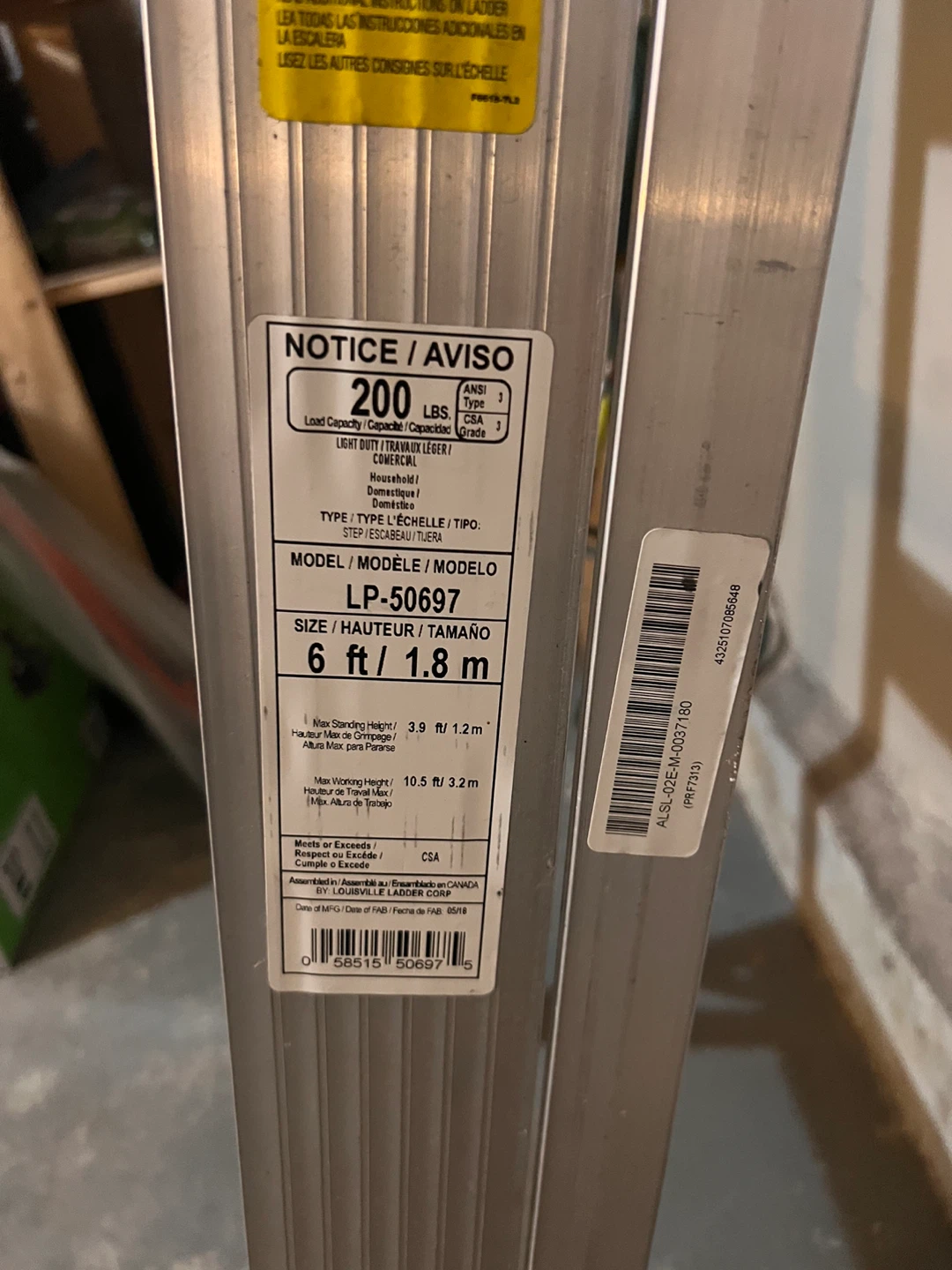 LITE 6' Aluminum Step Ladder LP-50697 - photo 2