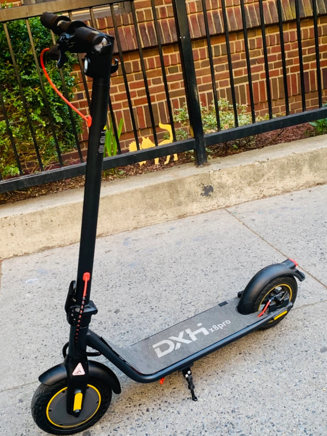 DXH X8 Pro Electric Scooter - photo 3