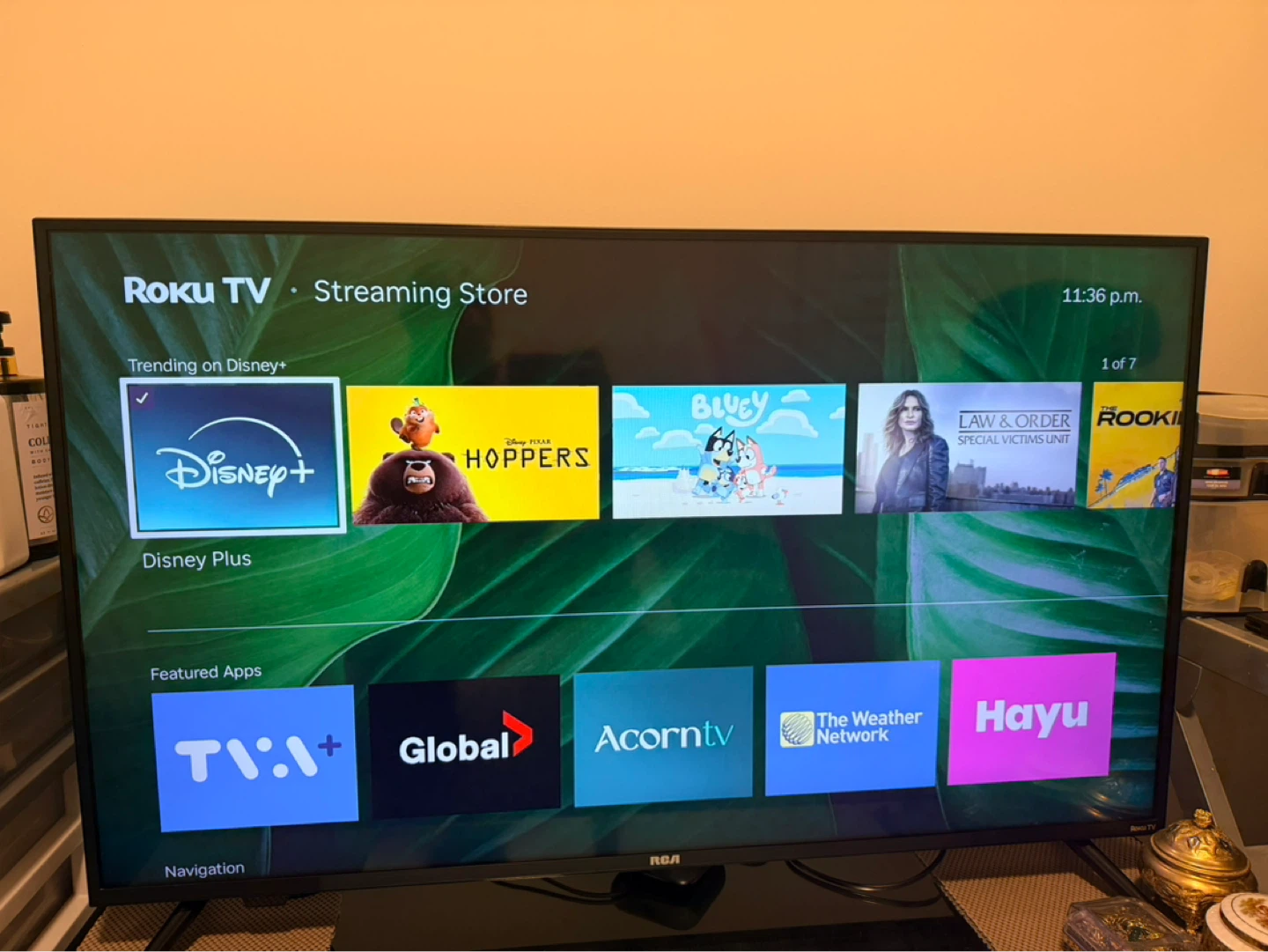 50” RCA Roku Smart TV 4K Ultra HD HDR - photo 5