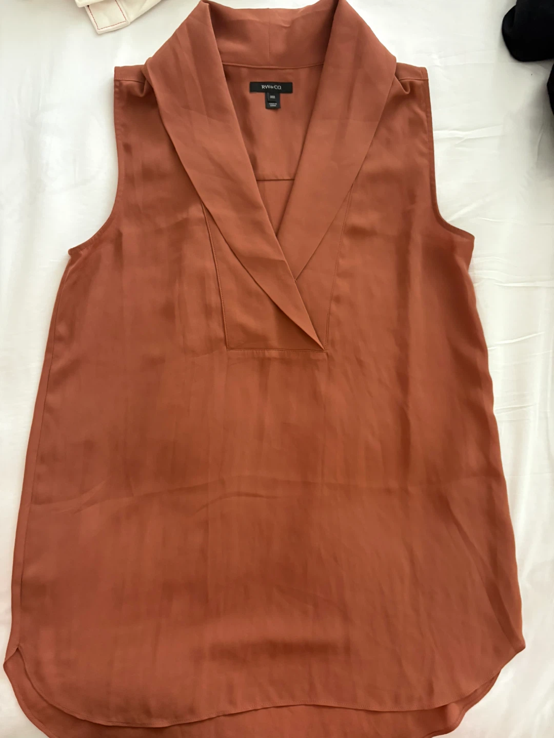 RW&CO. Sleeveless Blouse - Rust Orange - XS - photo 2