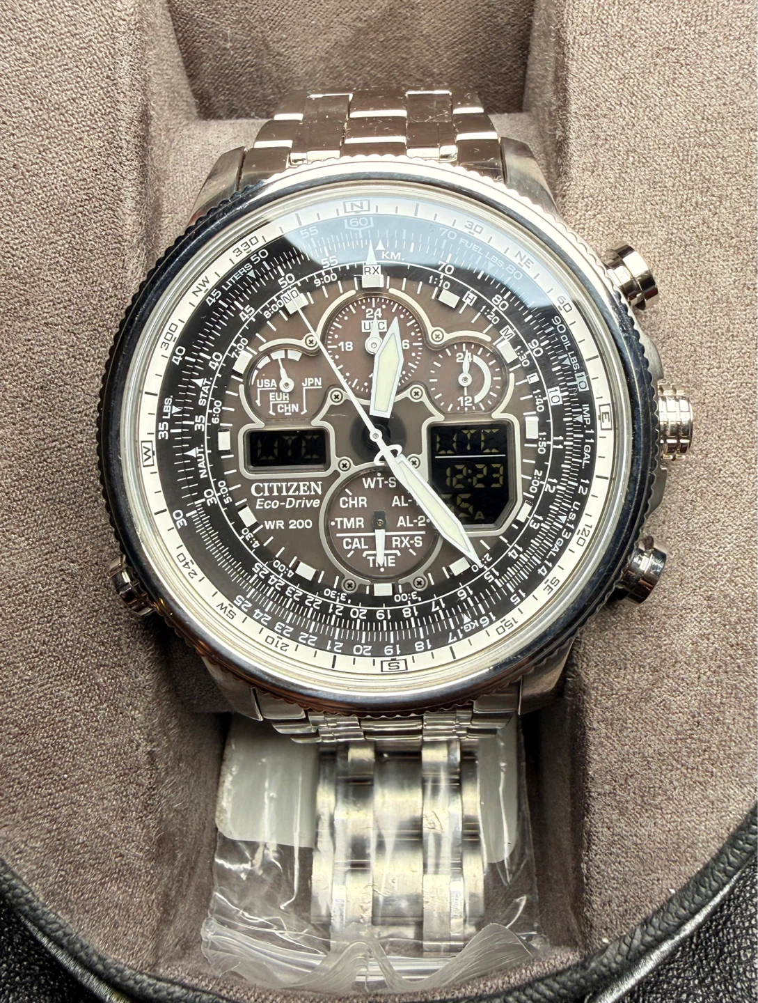 Citizen Eco-Drive Watch - photo 5