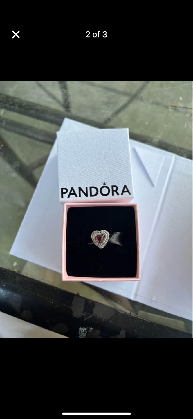 Pandora Sparkling Levelled Heart Charm