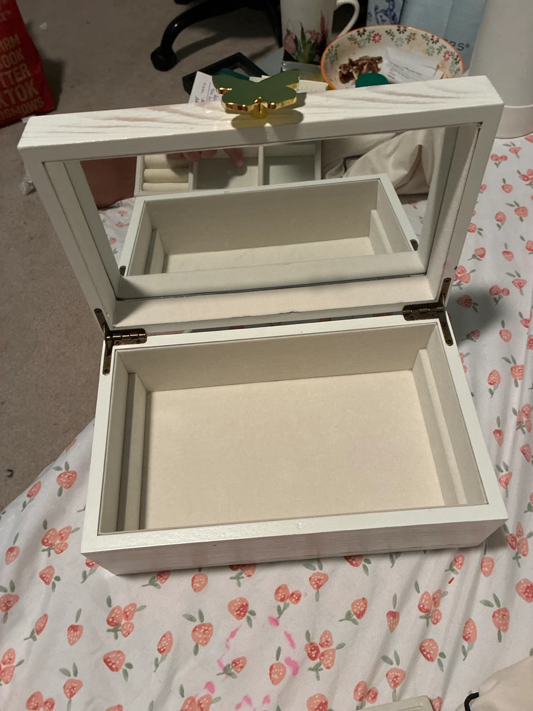 Vintage White Wood Jewelry Box - Shabby Chic Trinket Organizer - photo 3