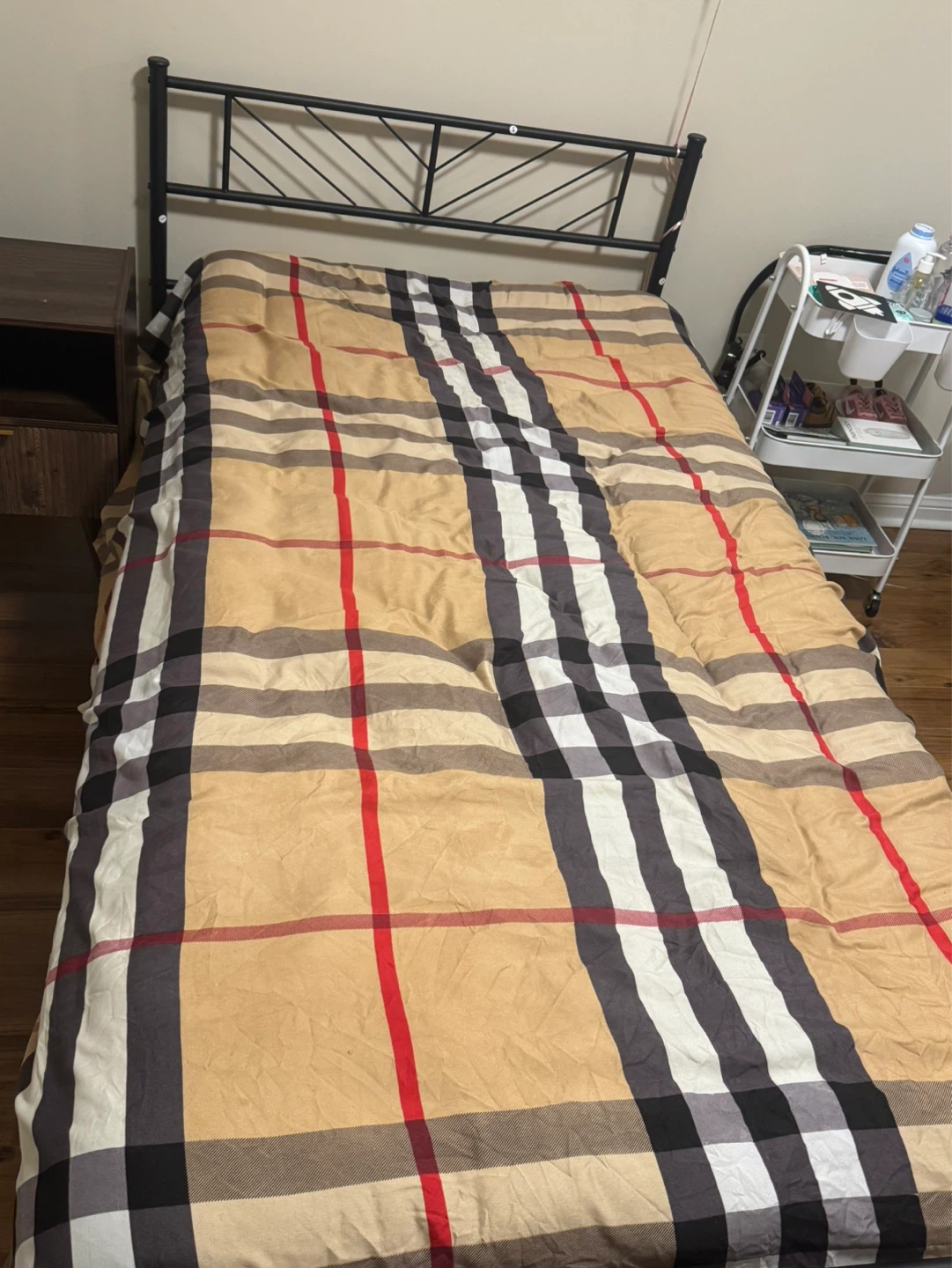 Twin Size bed and mattress - photo 3