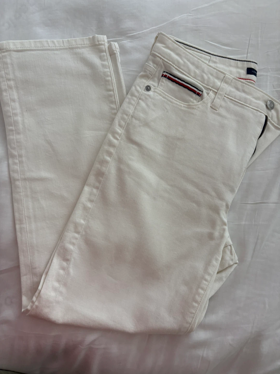 Tommy Hilfiger High Rise Straight White Jeans Size 8