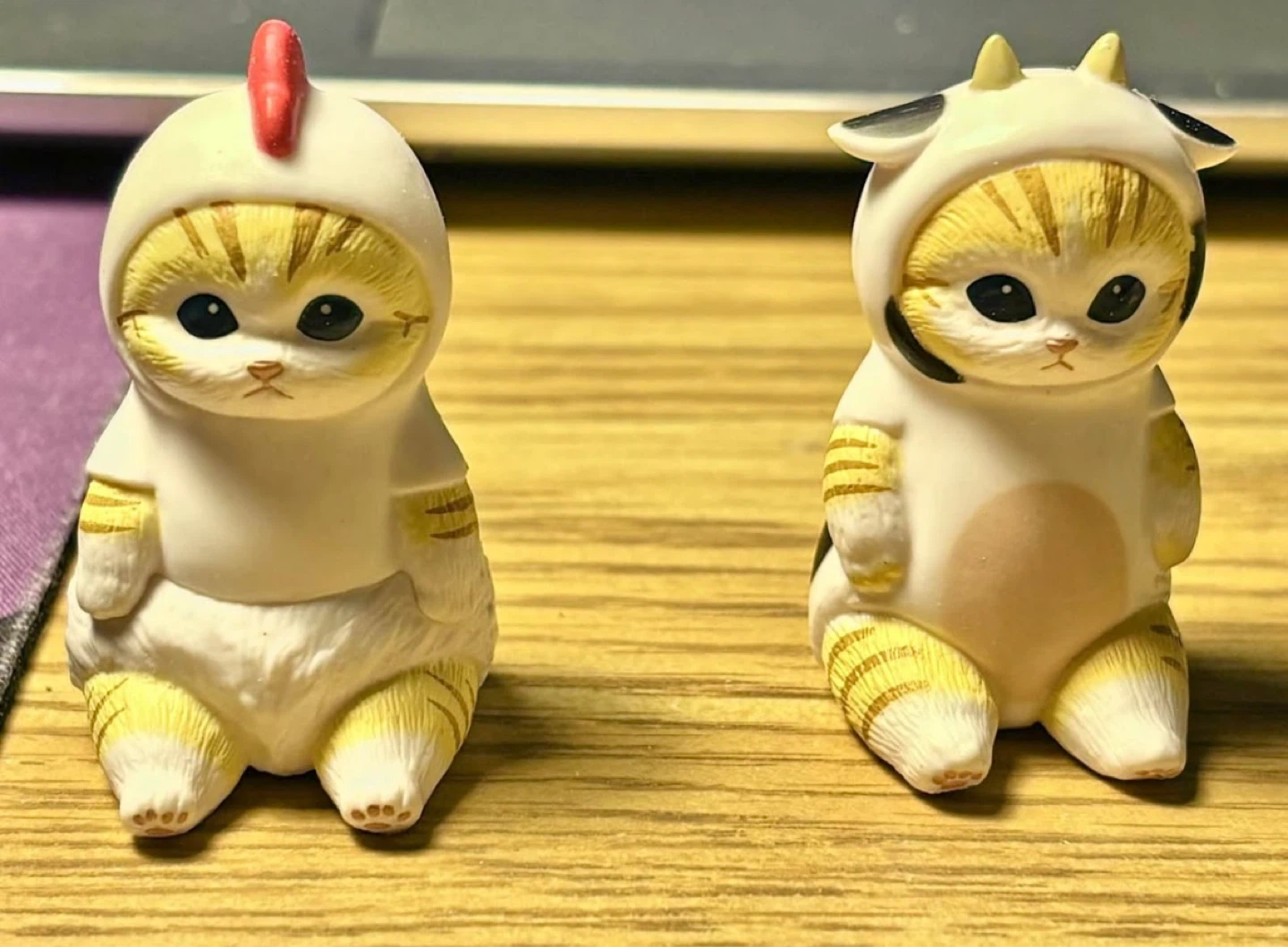 Mofusand Chicken and Cow Figures