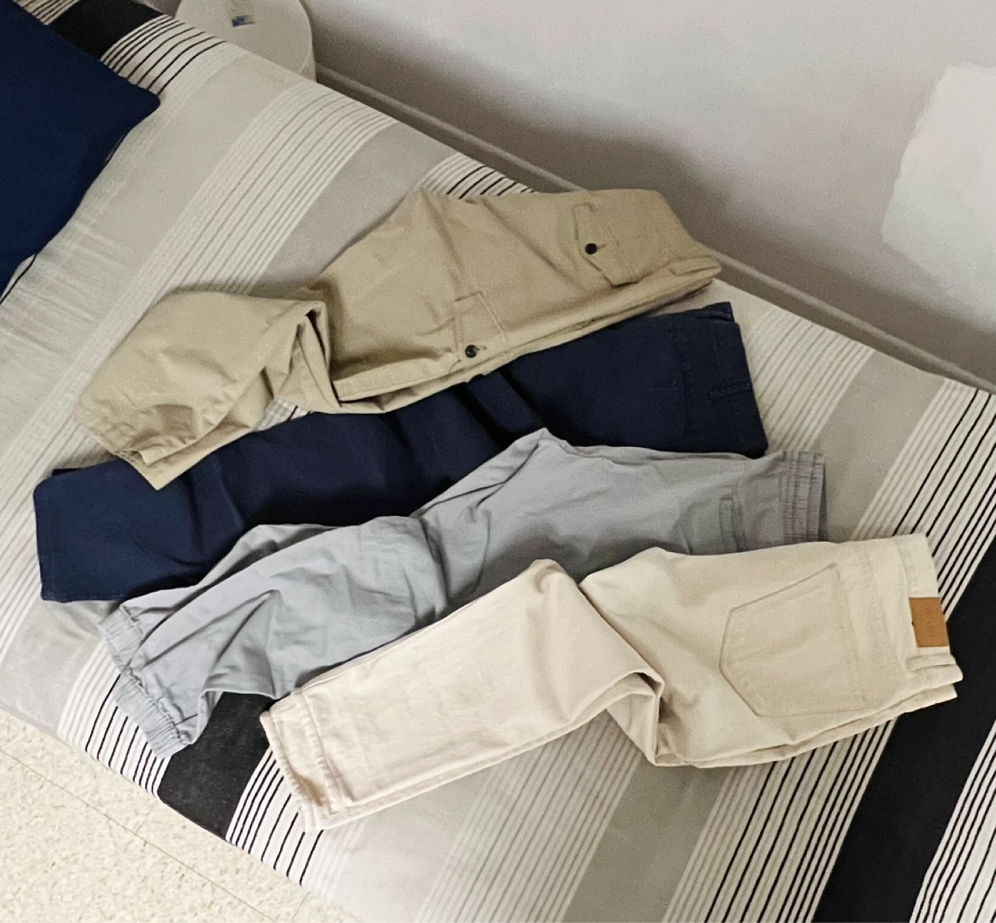 Mens Huge Closet Clean Out Sale - photo 2