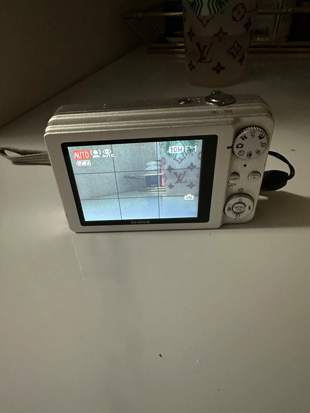 Fujifilm Digital Camera j100 - photo 2