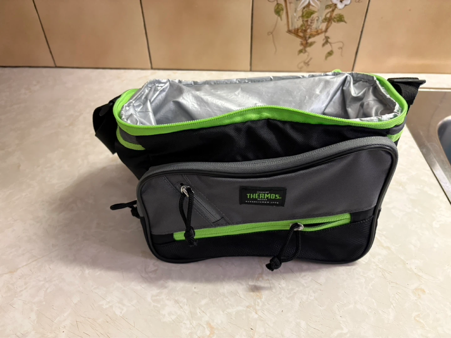 Thermos Insulated Lunch Bag - photo 2