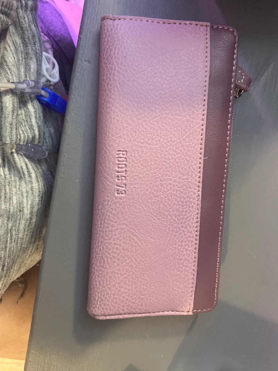 Roots 73 Wallet