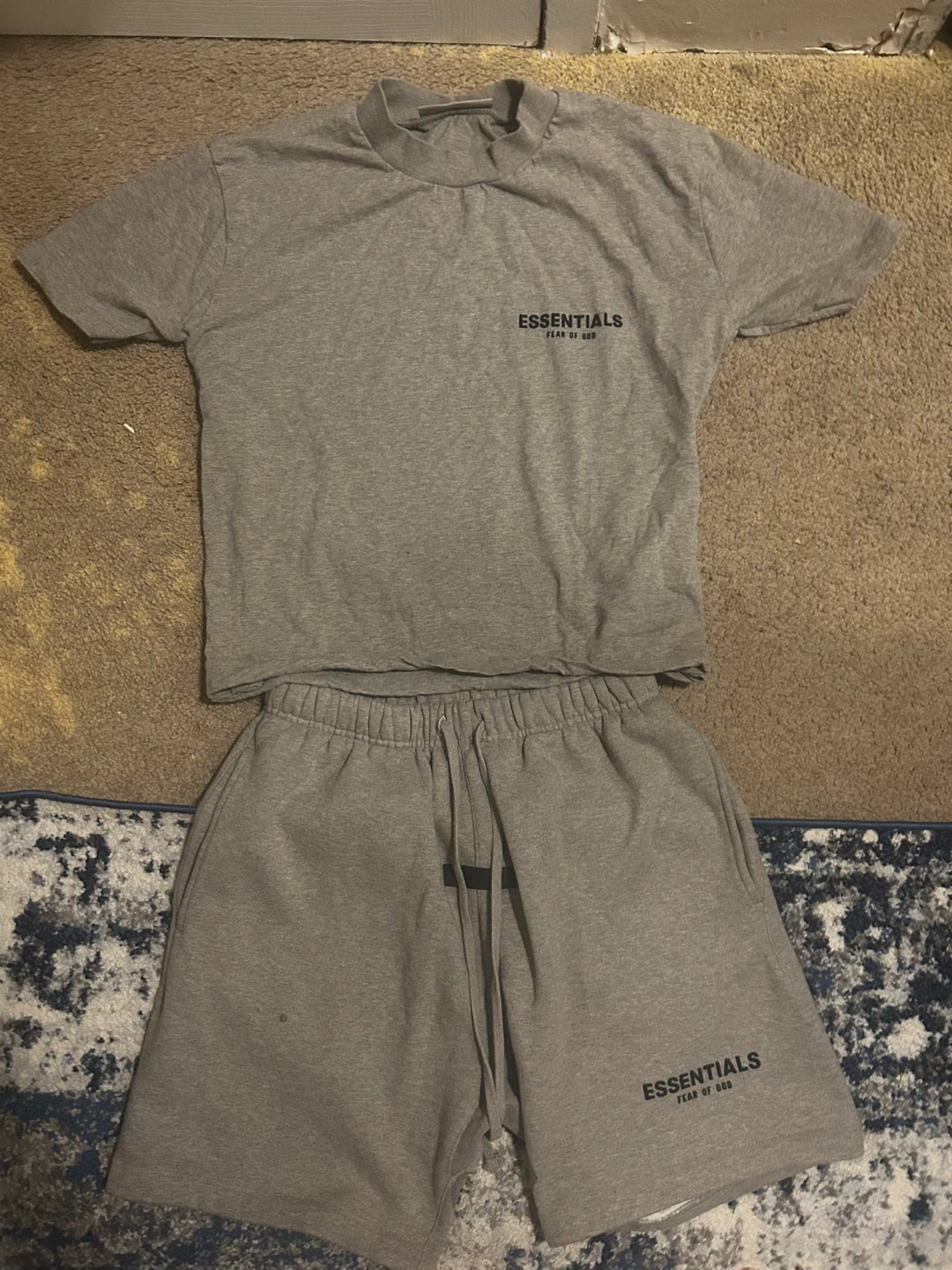 ESSENTIALS Fear of God Grey T-Shirt and Shorts Set