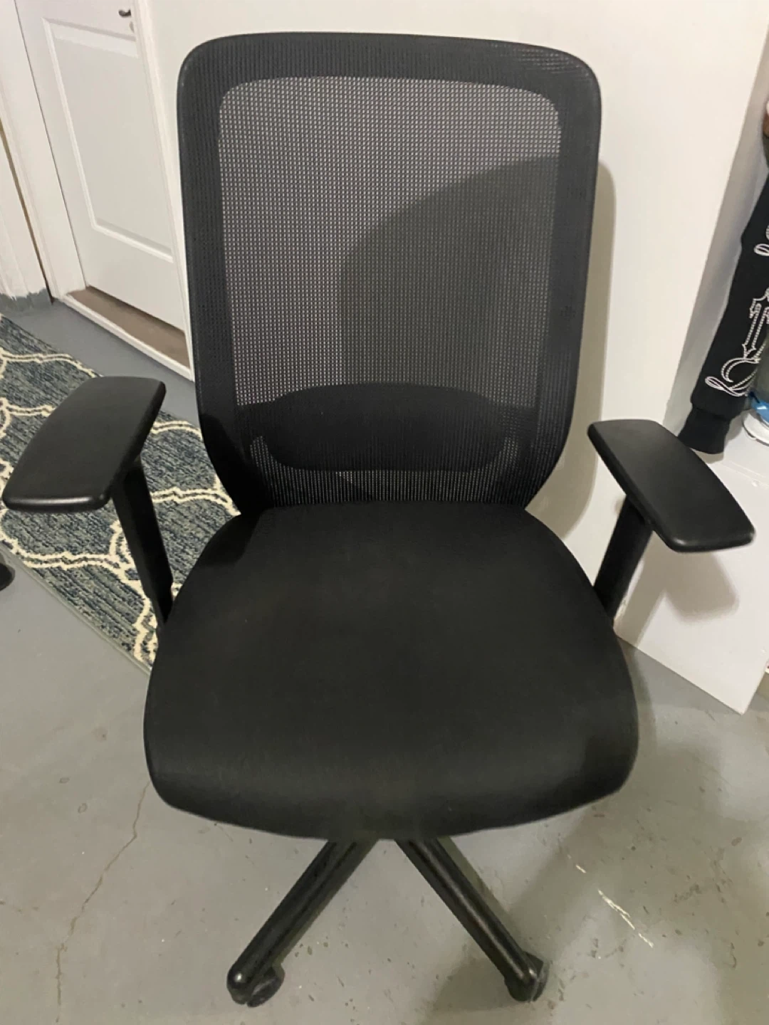 Black Mesh Office Chair - photo 3