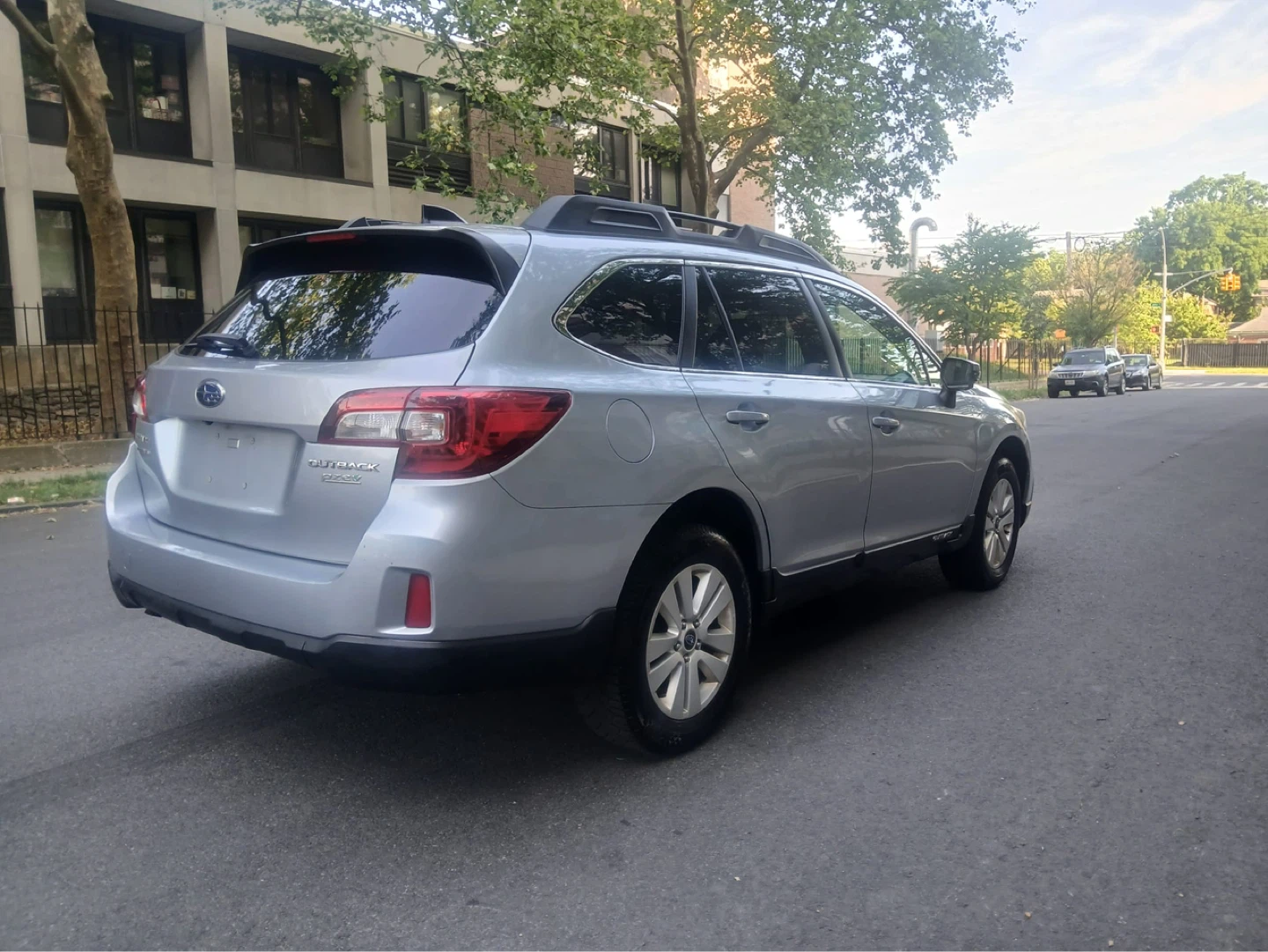 2016 Subaru Outback SUV - photo 2