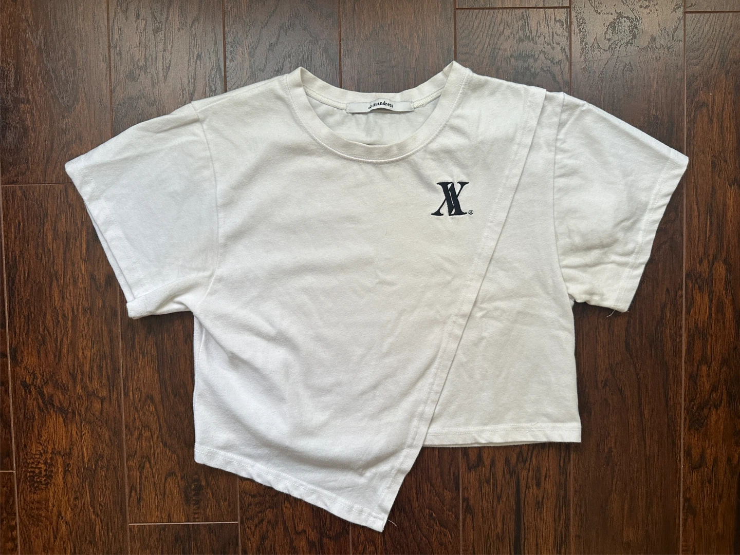 Avadress Asymmetric Cut T-shirt
