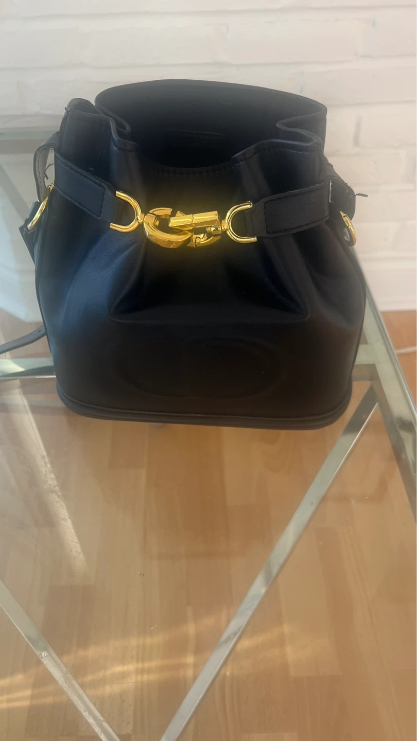 Assorted Women's Handbags - photo 3