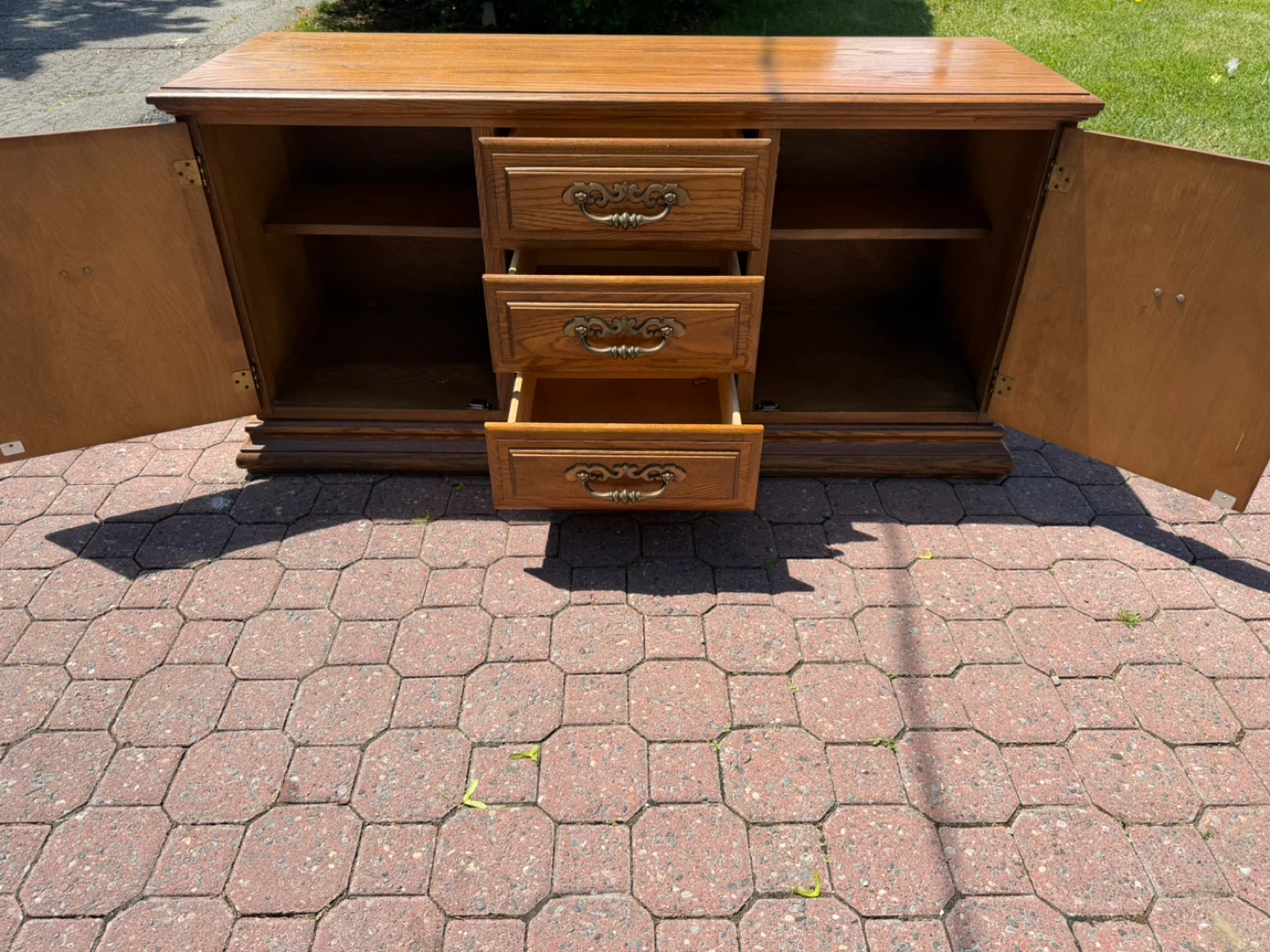 Kroehler Solid Oak Buffet/Sideboard - photo 5