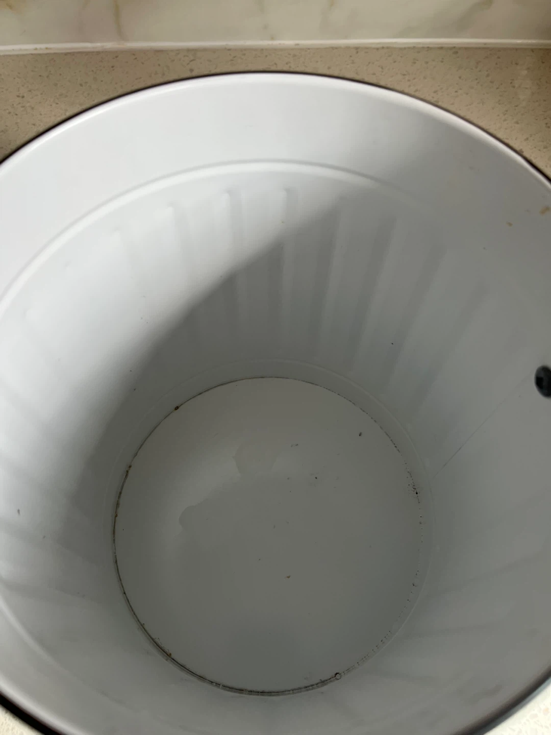 Behrens White Metal Compost Bin - photo 3