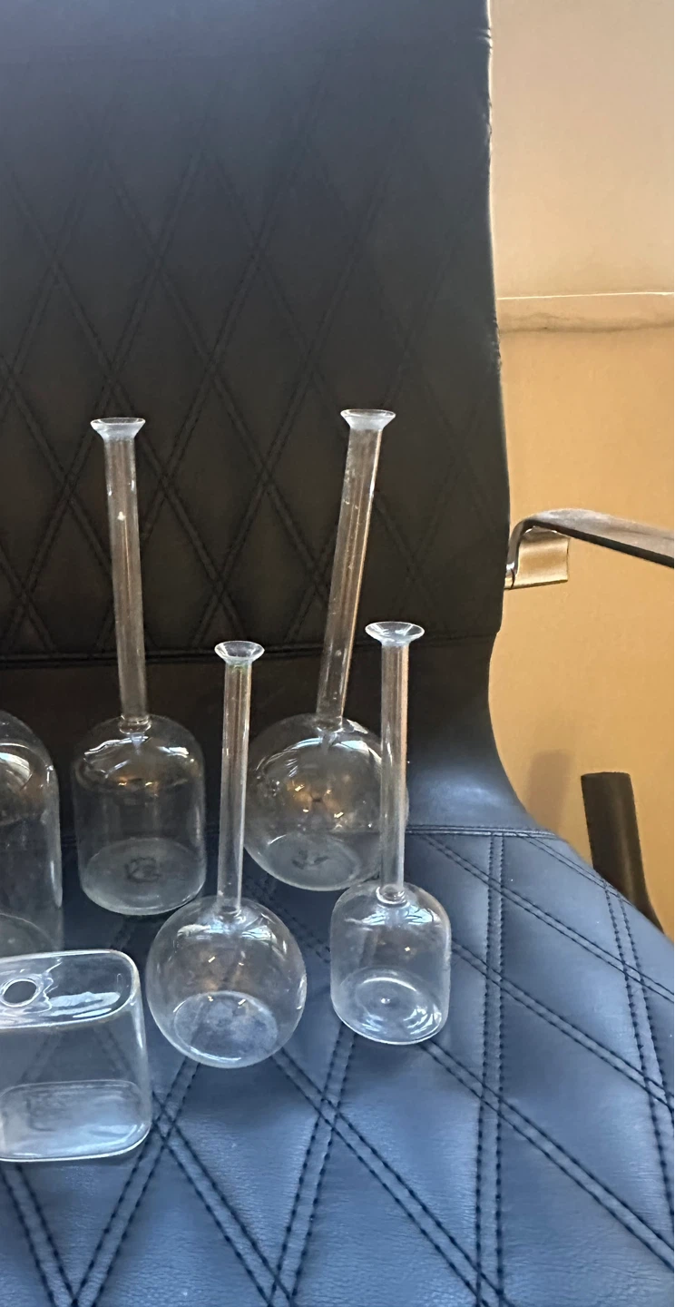 Clear glass lab vases set - photo 4