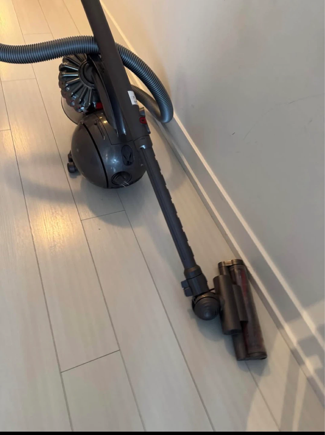 Dyson Ball Animal 2 Vacuum Cleaner - photo 3