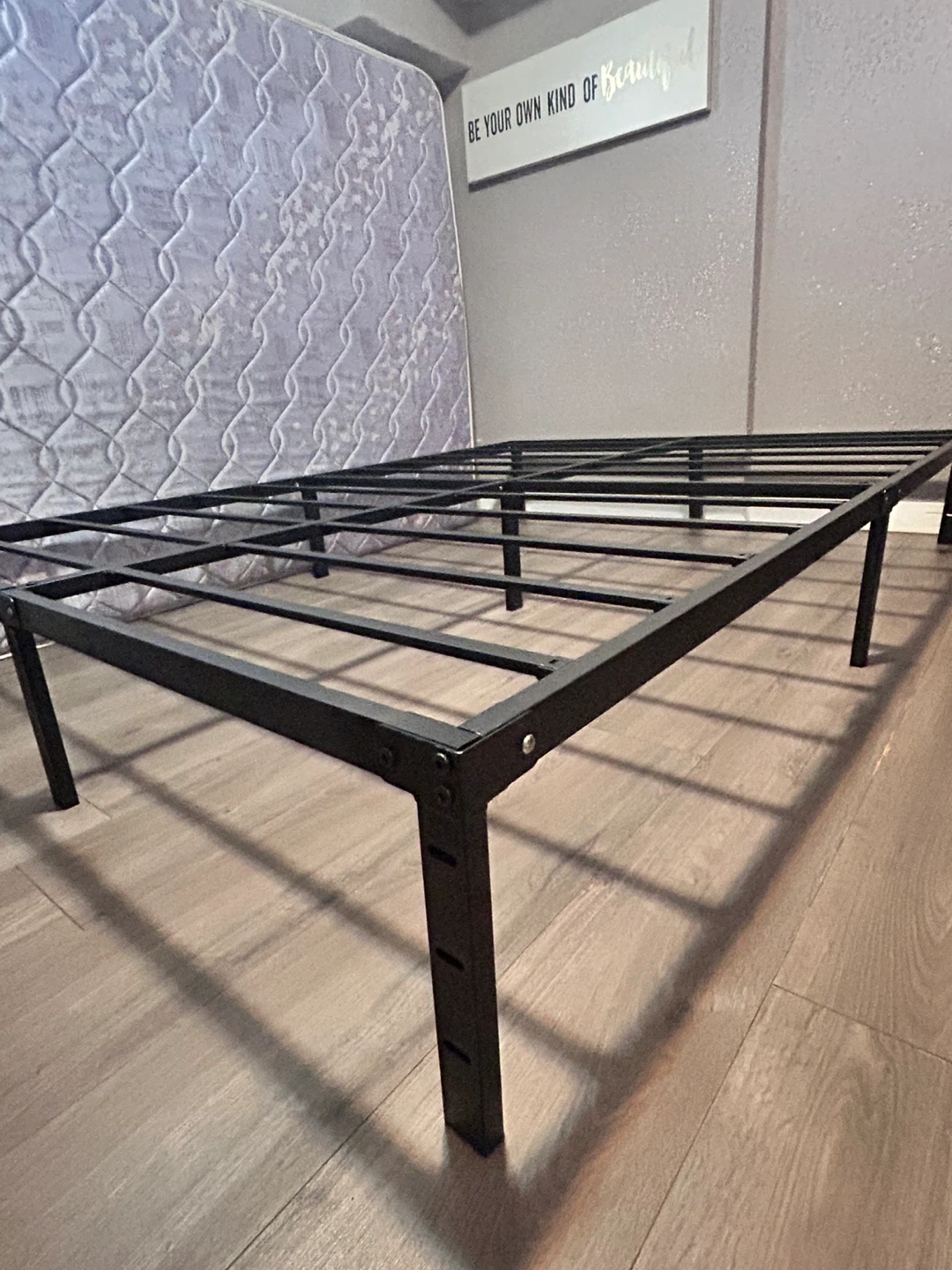 MOLBLLY Mattress & Metal Bed Frame Queen Size Bed. - photo 4