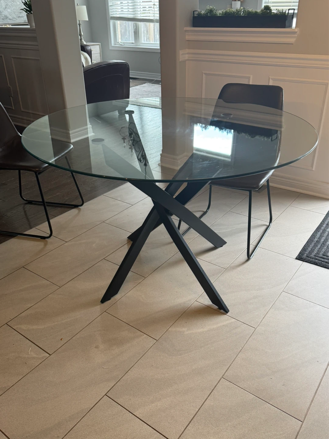 Round Glass Dining Table