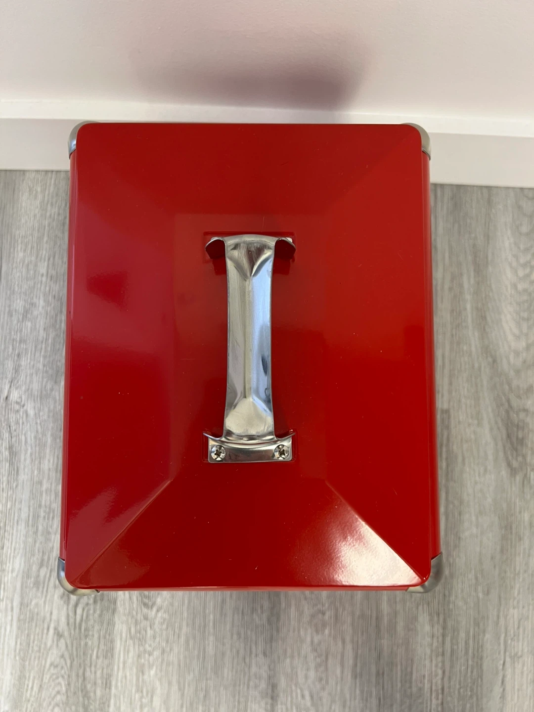 Red Metal Cooler Box - Cold Drinks - photo 4