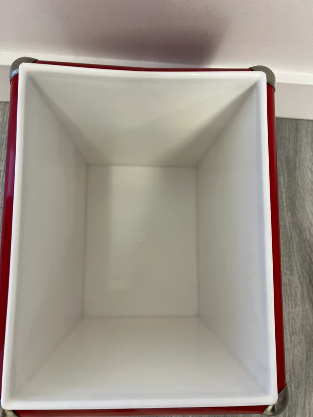 Red Metal Cooler Box - Cold Drinks - photo 5