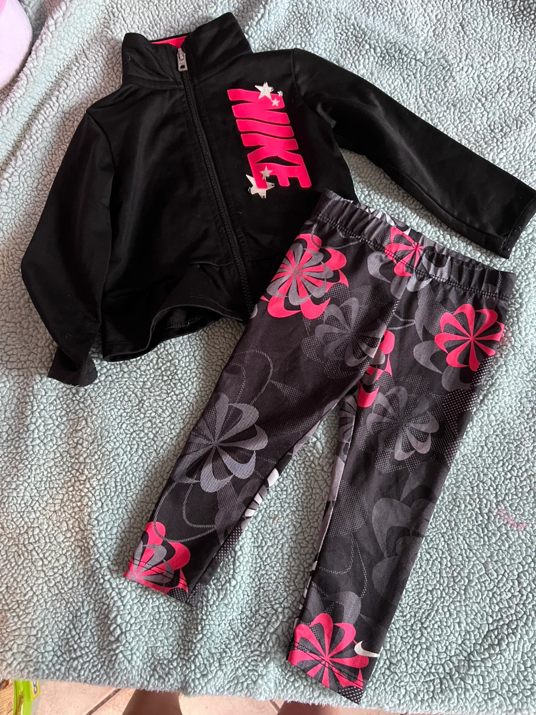 Nike Girls Tracksuit Set