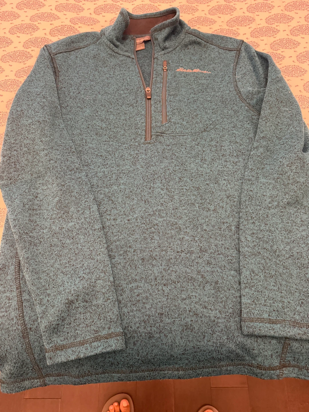 Assorted hoodies and sweat shirts - photo 2