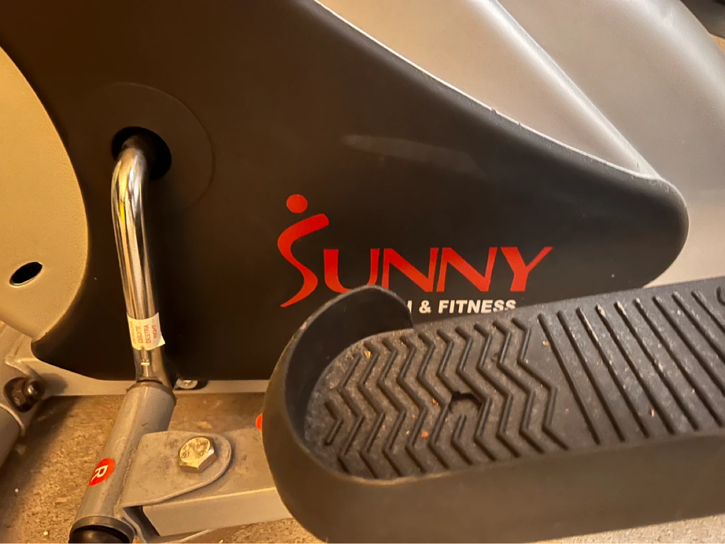 Sunny Health & Fitness Elliptical - photo 2