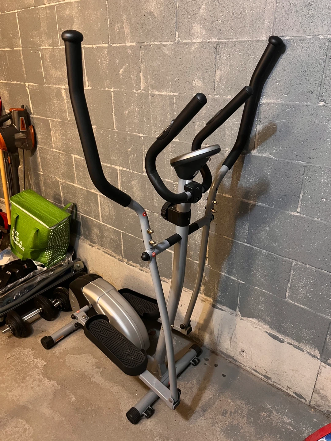 Sunny Health & Fitness Elliptical