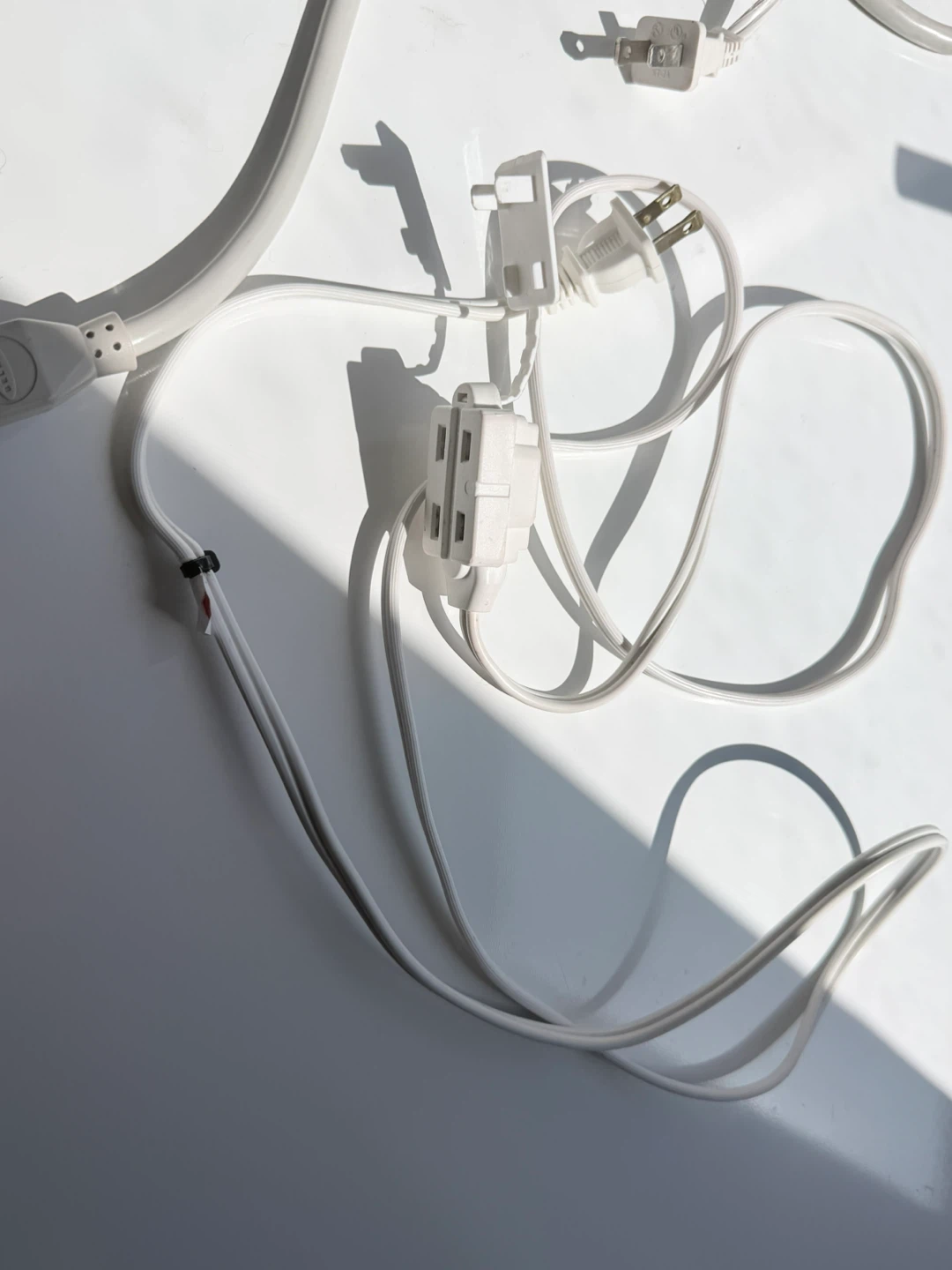 Belkin Surge Protector Power Strip(three!) - photo 2