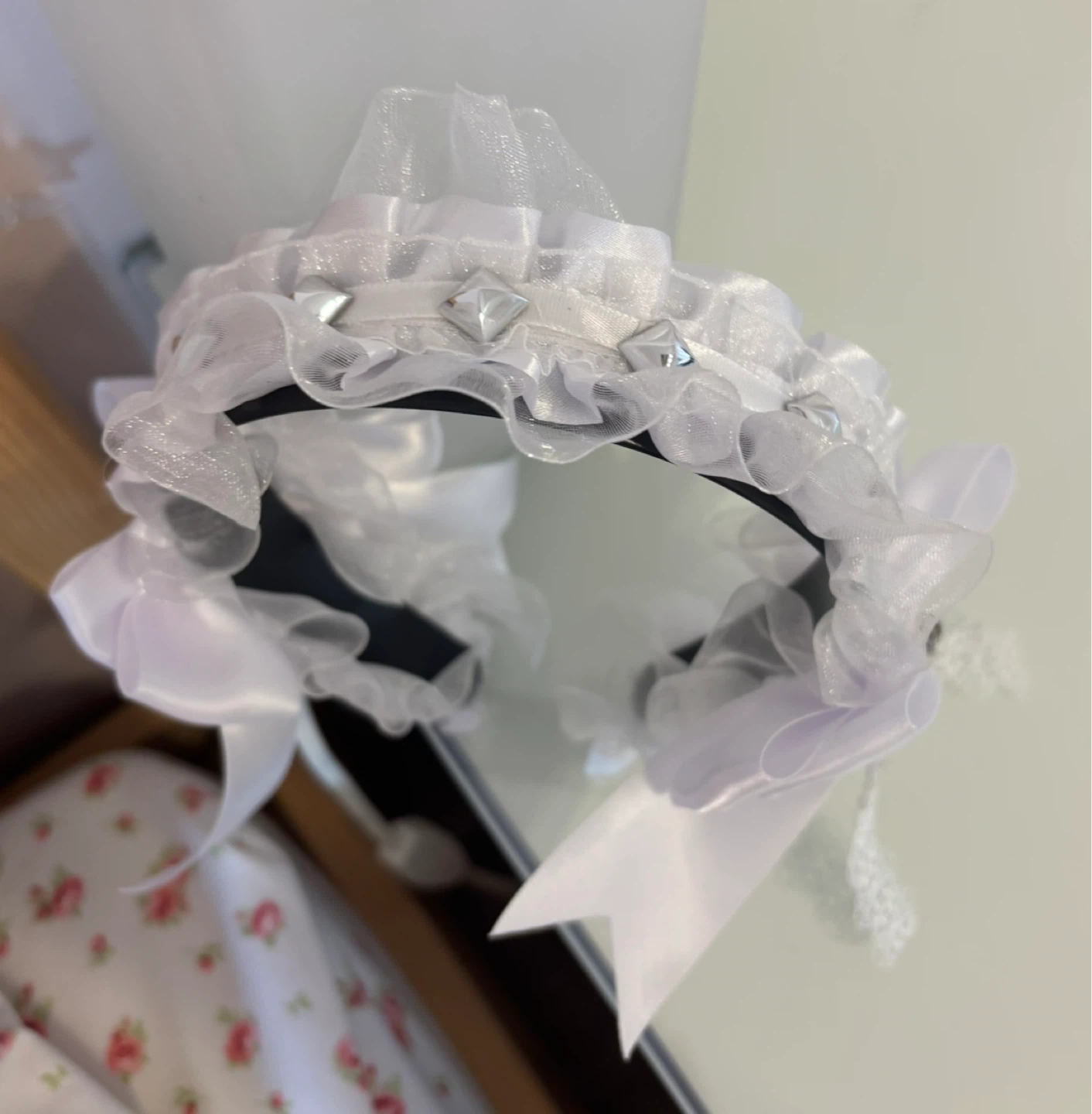 White Lace and Ribbon Headband - photo 3