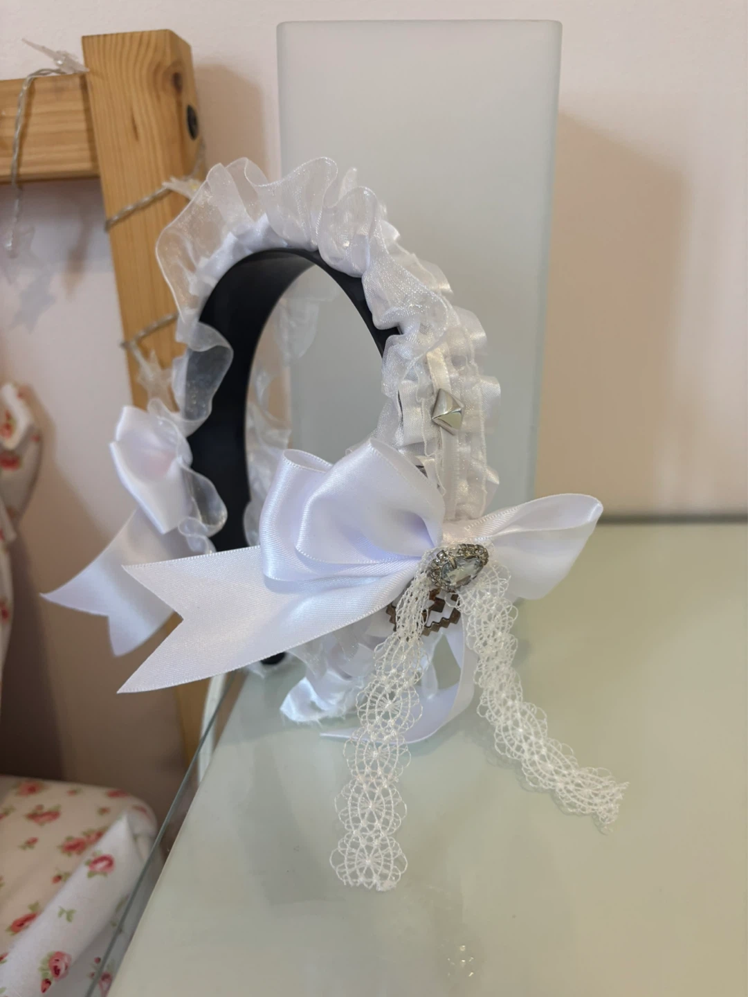 White Lace and Ribbon Headband - photo 2